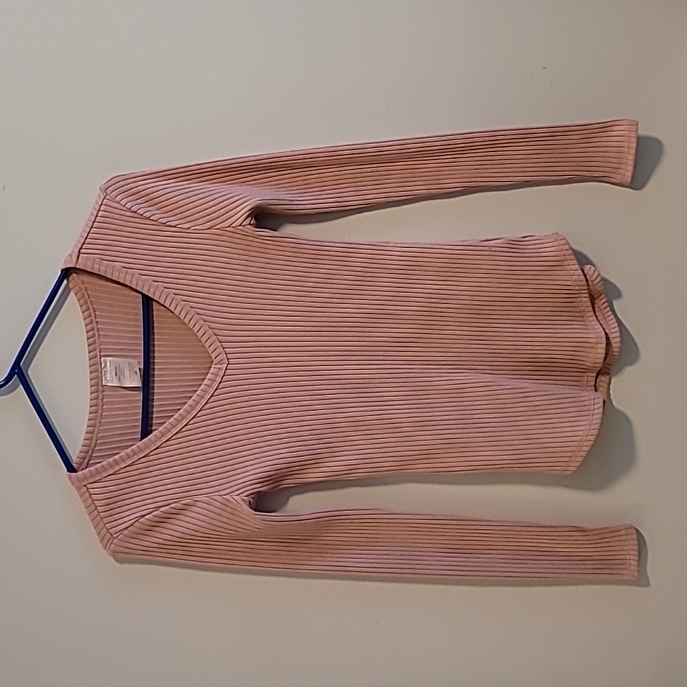 Long sleeve v neck